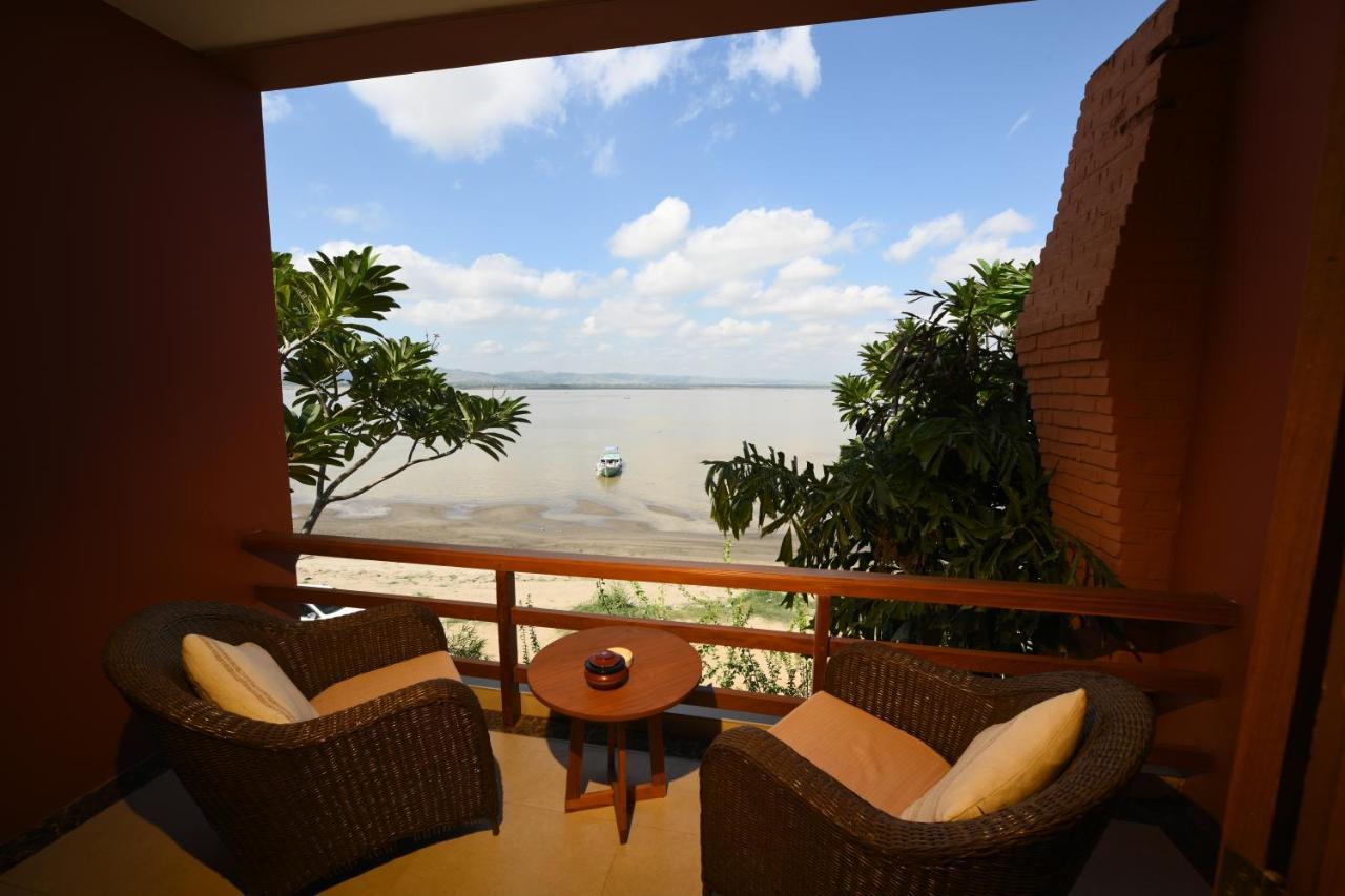 Aye Yar River View Resort Bagan Eksteriør billede