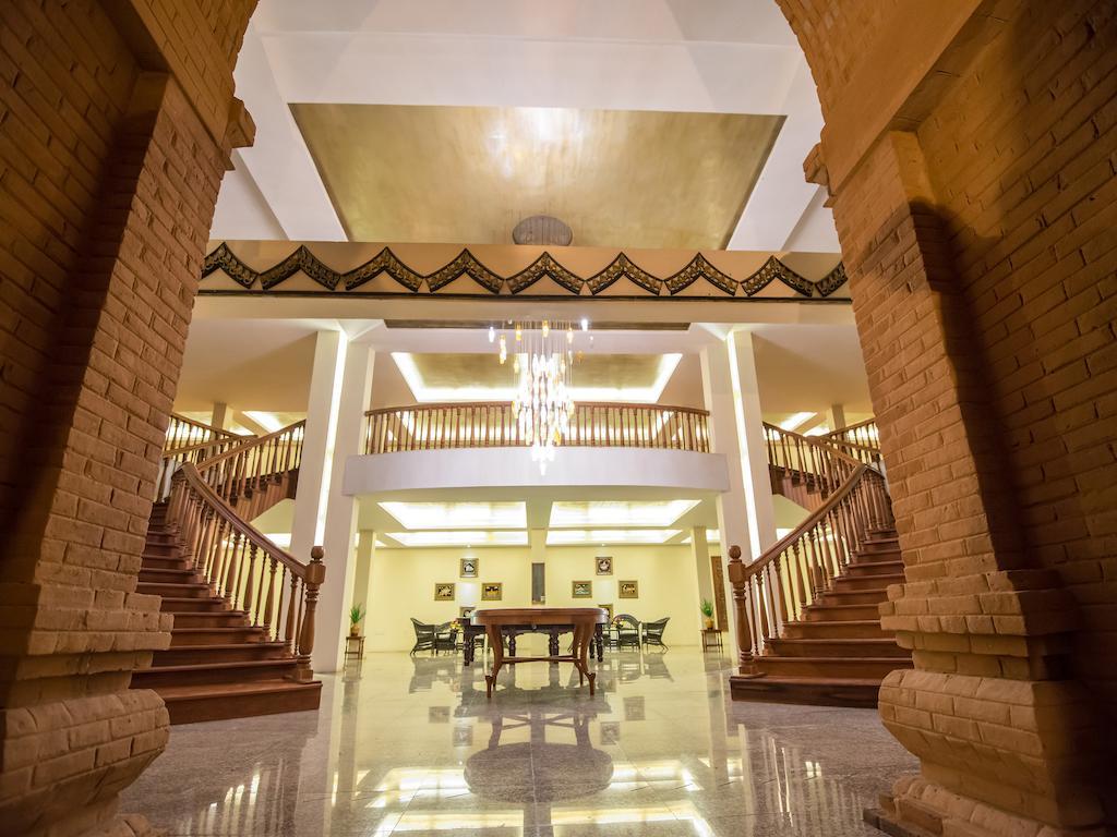 Aye Yar River View Resort Bagan Eksteriør billede