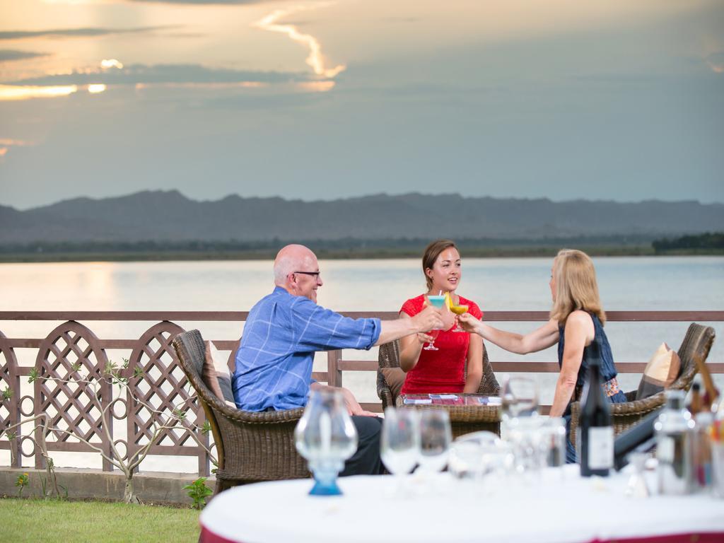 Aye Yar River View Resort Bagan Eksteriør billede