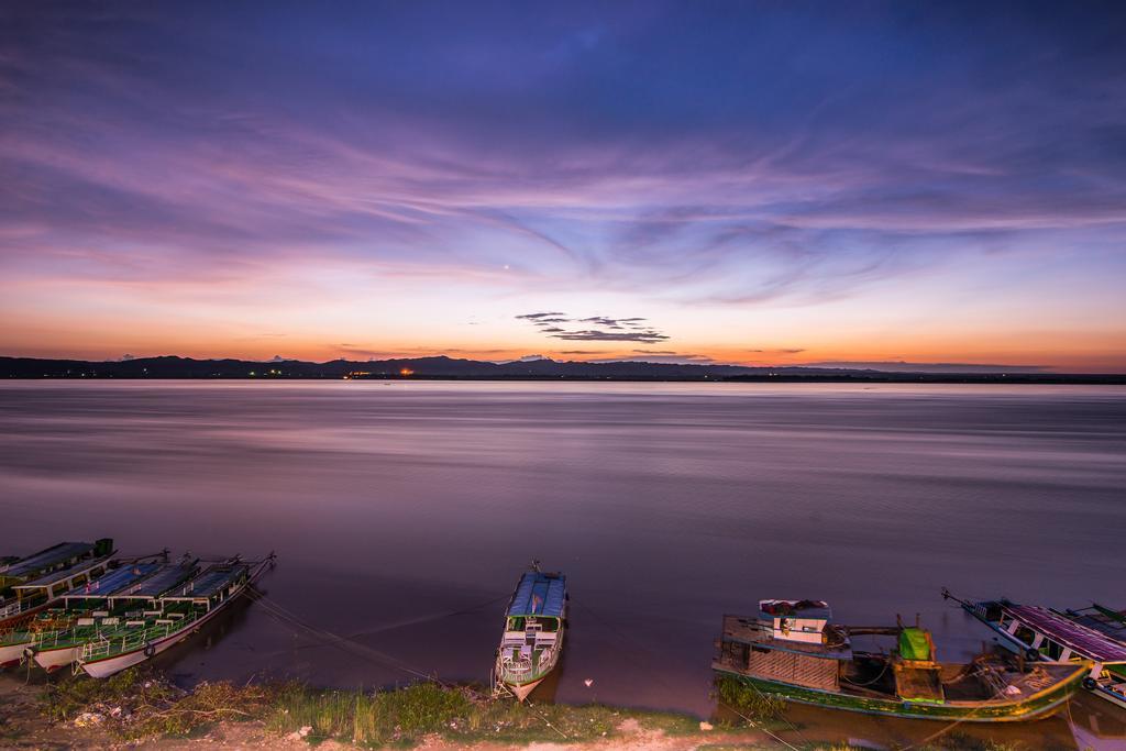 Aye Yar River View Resort Bagan Eksteriør billede