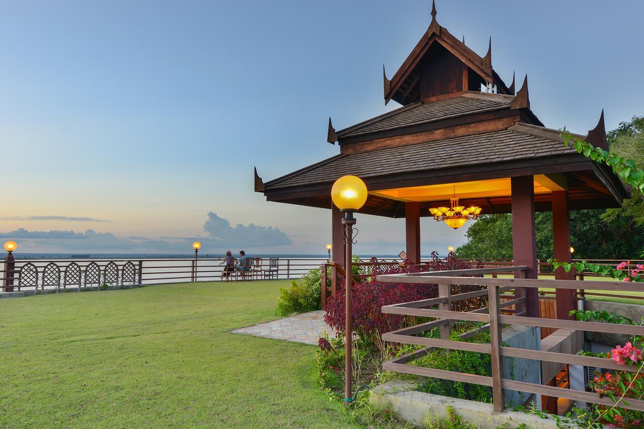 Aye Yar River View Resort Bagan Eksteriør billede