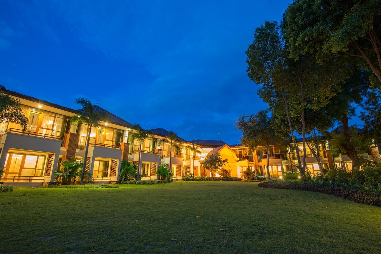 Aye Yar River View Resort Bagan Eksteriør billede